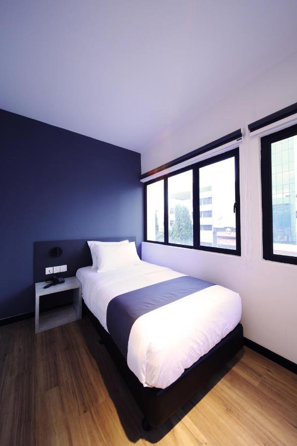 Arena Boutique Hotel Kuala Terengganu Exterior photo